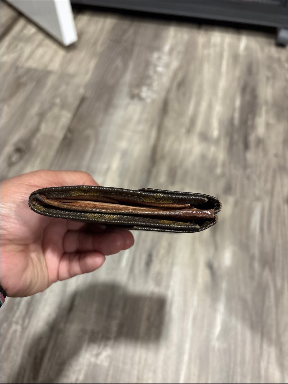 Louis Vuitton Monogram Canvas Small Wallet - Brown - Picture 4 of 10